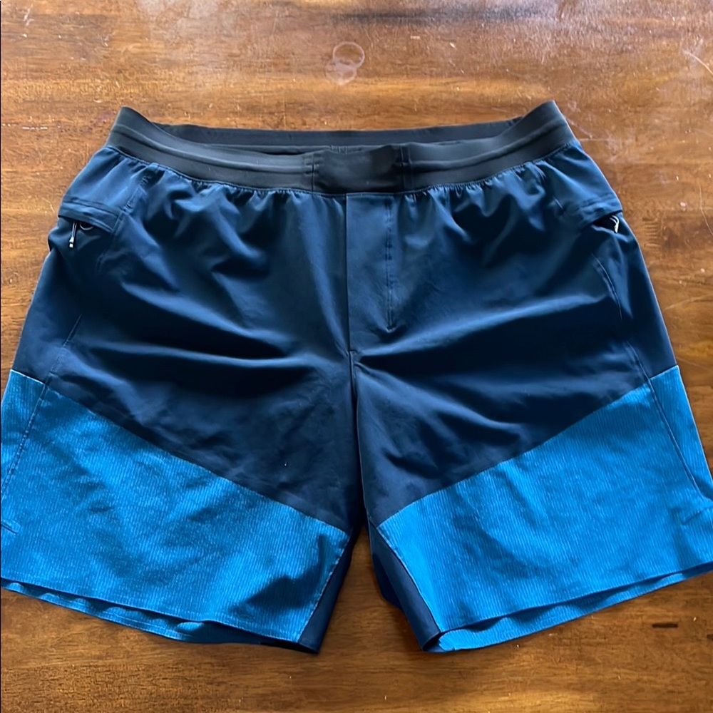 Lululemon Men's Namaste at the Beach Shorts